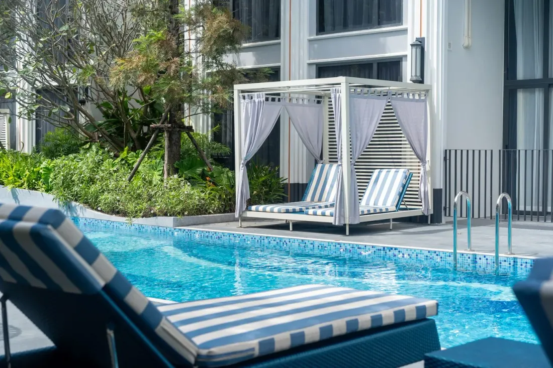 Lagoon poolside cabanas